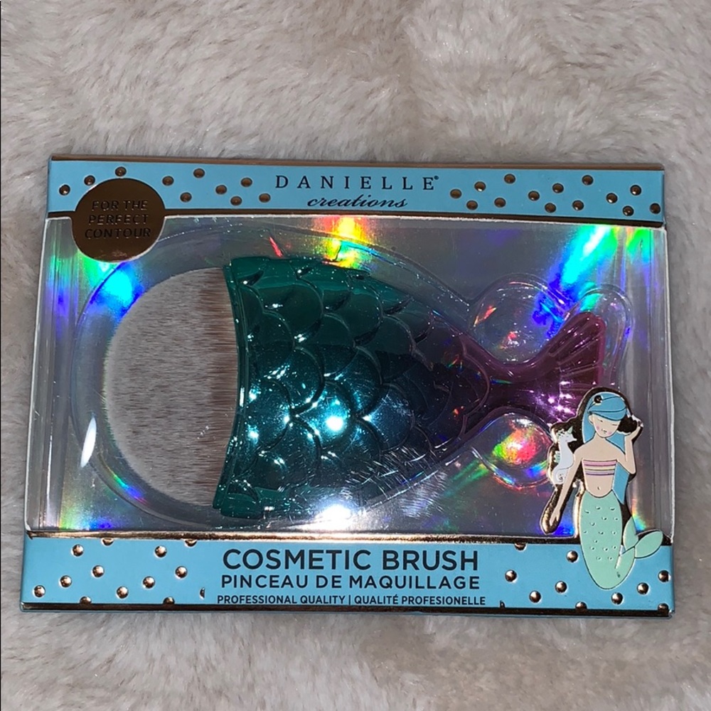 Mermaid Contour Brush